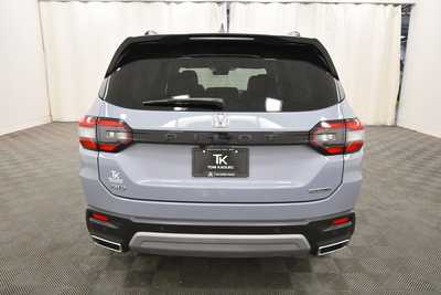 2023 Honda Pilot, $39999. Photo 5