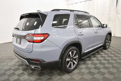 2023 Honda Pilot, $39999. Photo 7