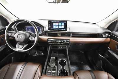 2023 Honda Pilot, $41999. Photo 3