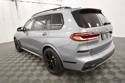 2025 BMW X7, $91499. Photo 5