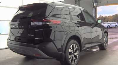 2023 Nissan Rogue, $25885. Photo 2