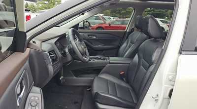 2023 Nissan Rogue, $25885. Photo 3