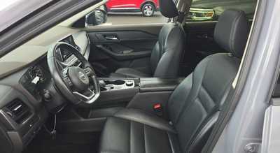 2023 Nissan Rogue, $24550. Photo 3