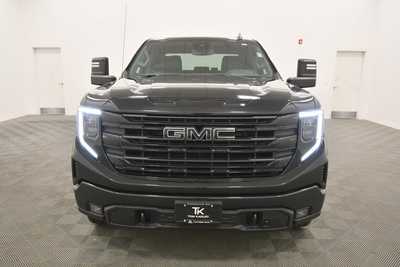 2022 GMC 1500 Crew Cab, $40499. Photo 11