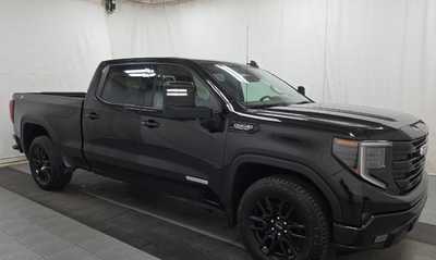2022 GMC 1500 Crew Cab, $44785. Photo 2