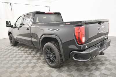 2022 GMC 1500 Crew Cab, $40499. Photo 5