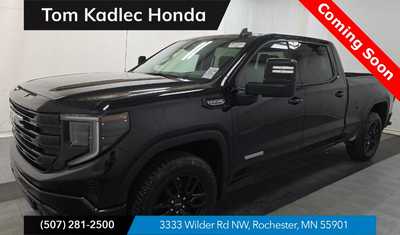 2022 GMC 1500 Crew Cab, $44785. Photo 1