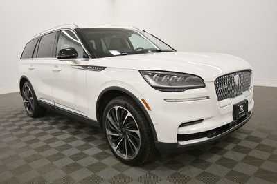 2022 Lincoln Aviator, $39437. Photo 10