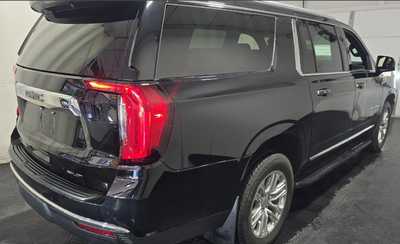 2022 GMC Yukon XL, $58995. Photo 2