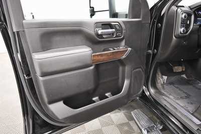 2022 GMC 2500 Ext Cab, $45999. Photo 12