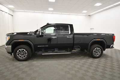 2022 GMC 2500 Ext Cab, $45999. Photo 4