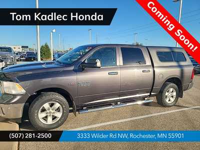 2015 RAM 1500 Crew Cab, $15500. Photo 1