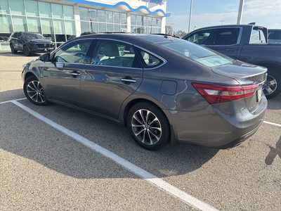 2016 Toyota Avalon, $13500. Photo 3
