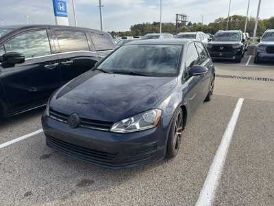 2016 Volkswagen Golf, $8999. Photo 3