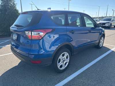 2017 Ford Escape, $12999. Photo 3