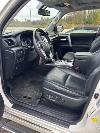2018 Toyota 4Runner, $32995. Photo 3