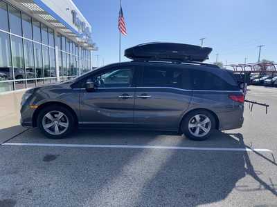 2018 Honda Odyssey, $17999. Photo 2
