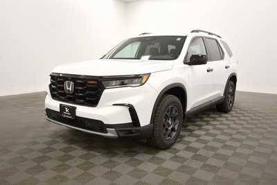 2025 Honda Pilot, $51655. Photo 2