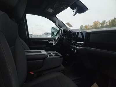 2024 GMC 3500 Crew Cab, $61999. Photo 3