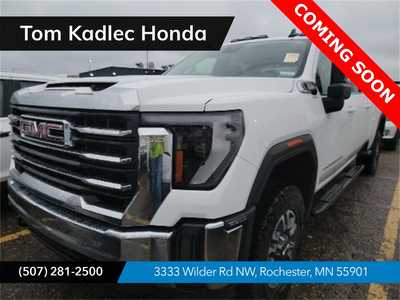 2024 GMC 3500 Crew Cab, $61999. Photo 1