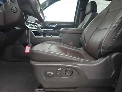 2023 GMC 1500 Crew Cab, $55999. Photo 3