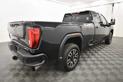 2022 GMC 2500 Crew Cab, $55499. Photo 8