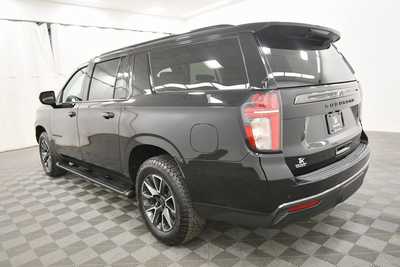 2022 Chevrolet Suburban, $47999. Photo 5