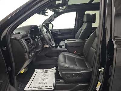 2024 Chevrolet Suburban, $65999. Photo 3