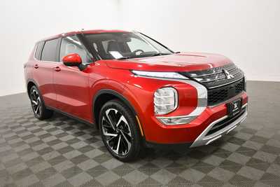 2024 Mitsubishi Outlander, $22499. Photo 10