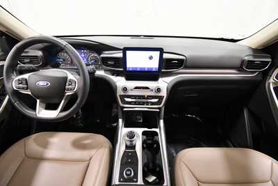 2023 Ford Explorer, $30499. Photo 3