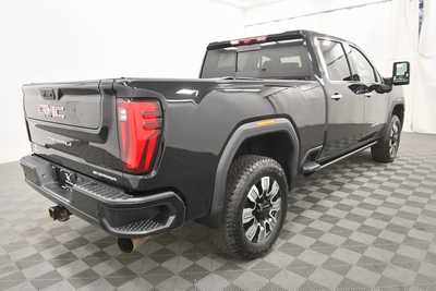 2024 GMC 2500 Crew Cab, $69999. Photo 8
