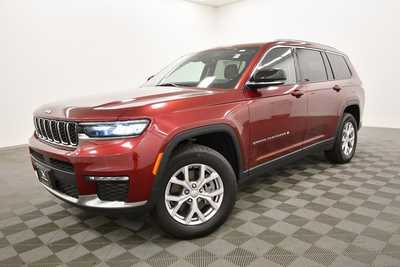 2022 Jeep Grand Cherokee L, $29999. Photo 2