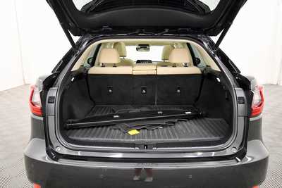 2022 Lexus RX, $38999. Photo 7