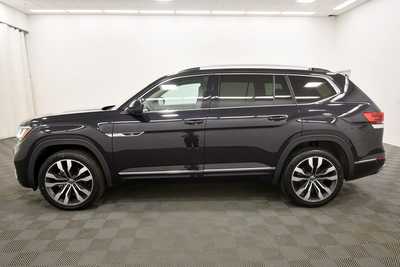 2023 Volkswagen Atlas, $33499. Photo 4