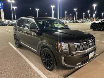 2020 Kia Telluride, $23999. Photo 2