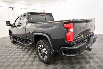 2021 Chevrolet 2500 Crew Cab, $54999. Photo 5