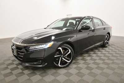 2022 Honda Accord, $25999. Photo 2