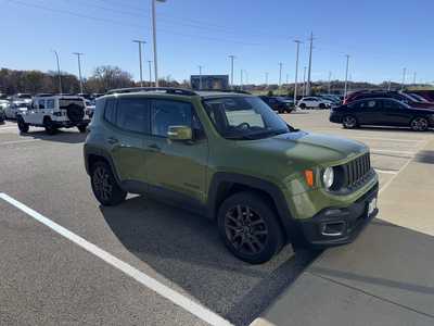 2016 Jeep Renegade, $12999. Photo 2