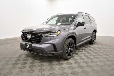 2025 Honda Pilot, $56075. Photo 2