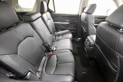 2025 Honda Pilot, $52085. Photo 11