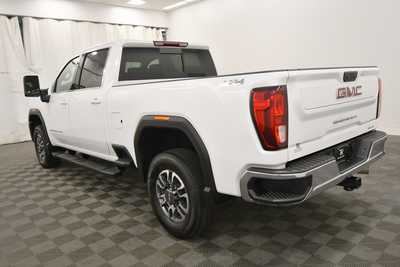 2024 GMC 2500 Crew Cab, $54999. Photo 5