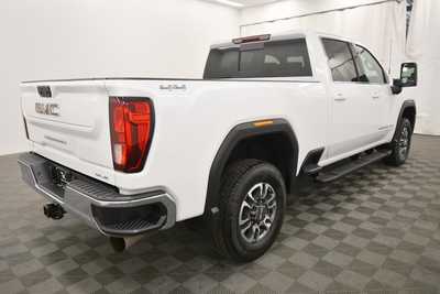 2024 GMC 2500 Crew Cab, $54999. Photo 8