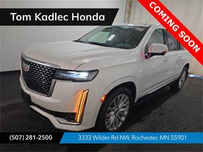 2021 Cadillac Escalade ESV, $62399. Photo 1