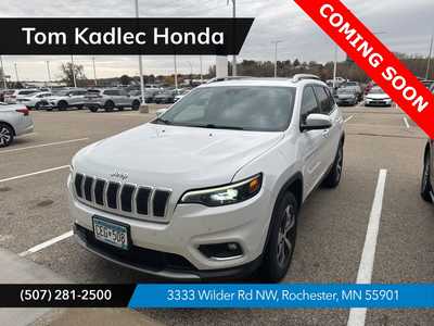 2019 Jeep Cherokee, $17999. Photo 1
