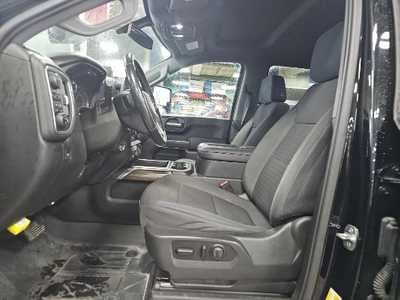 2021 Chevrolet 2500 Crew Cab, $48999. Photo 3