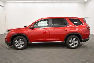2025 Honda Pilot, $47505. Photo 4
