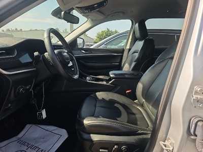 2021 Jeep Grand Cherokee L, $31999. Photo 3