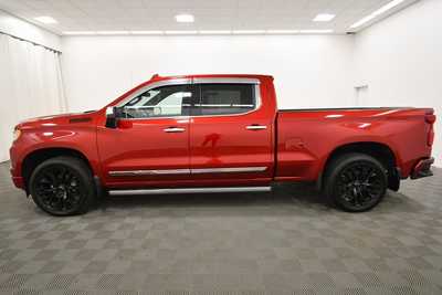 2022 Chevrolet 1500 Crew Cab, $46999. Photo 4
