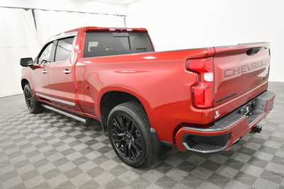 2022 Chevrolet 1500 Crew Cab, $46999. Photo 5