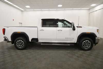2022 GMC 3500 Crew Cab, $53499. Photo 9
